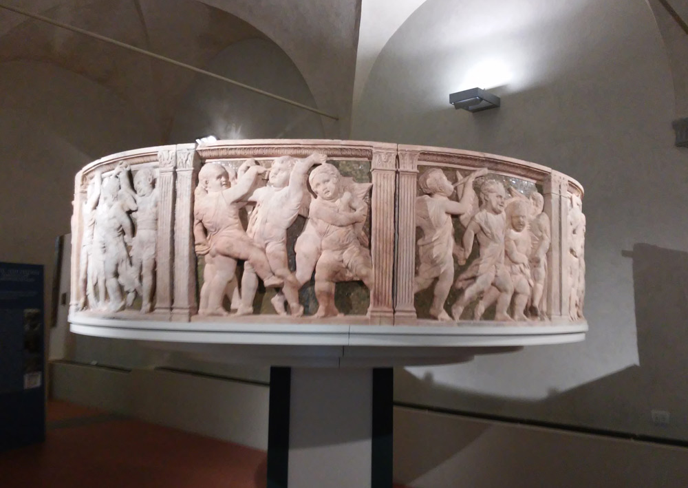 I rilievi originali al Museo dell'Opera del Duomo di Prato