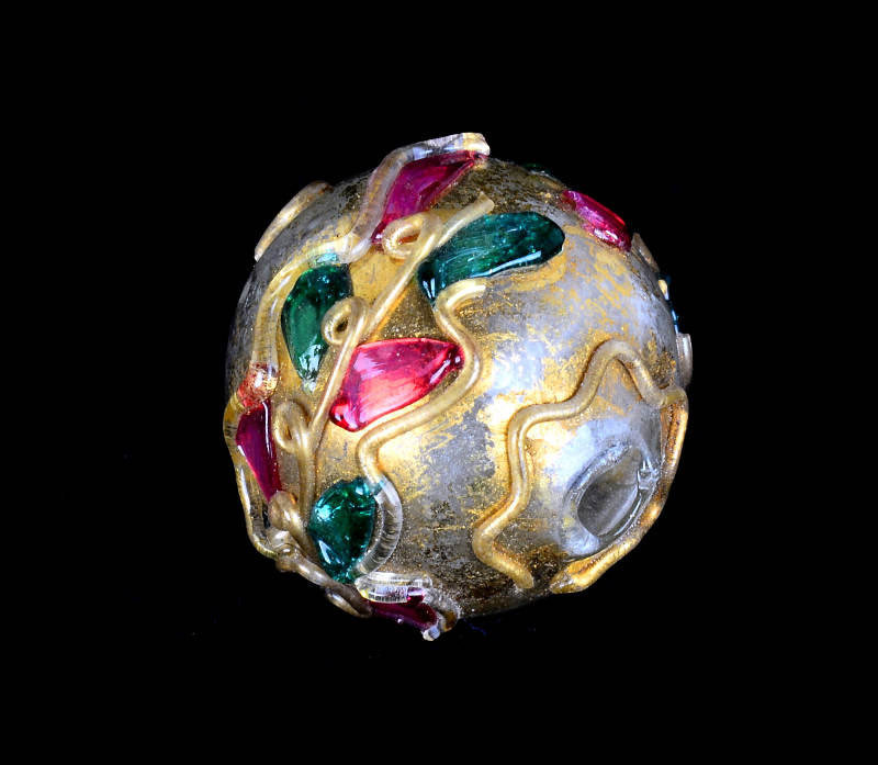 Al Museo del Vetro di Murano in mostra il mondo delle perle di vetro