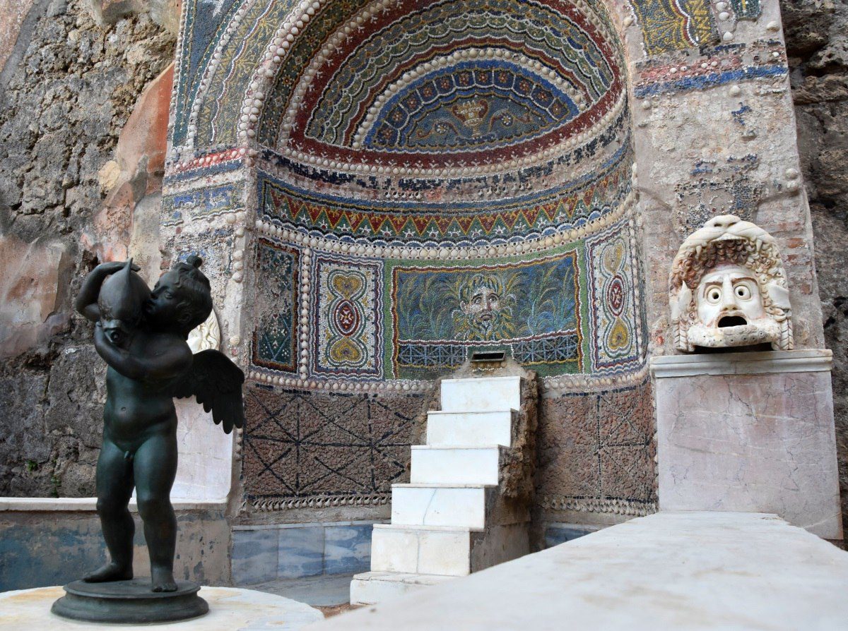 Pompei, dopo i restauri riaprono Casa della Fontana Grande, Casa dell'Ancora e Tempio di Iside