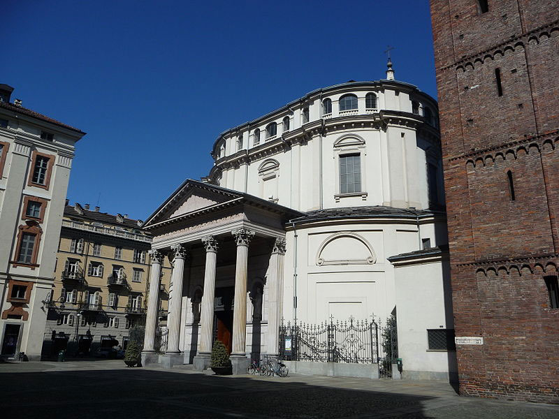 Restaurati dopo 300 giorni il chiostro del convitto e la cupola del Santuario della Consolata di Torino