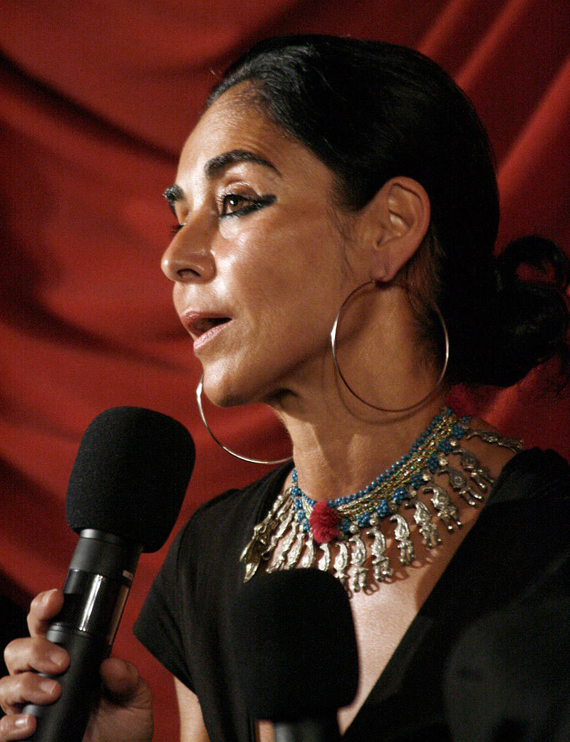 L'artista iraniana Shirin Neshat dialoga con il Sepolcreto della Ca' Granda di Milano