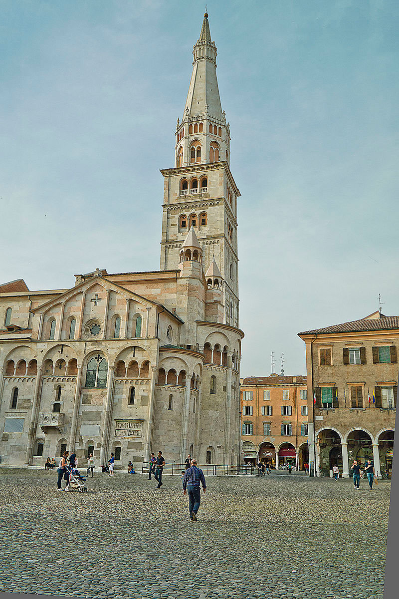Da domani torna visitabile la Torre Ghirlandina di Modena
