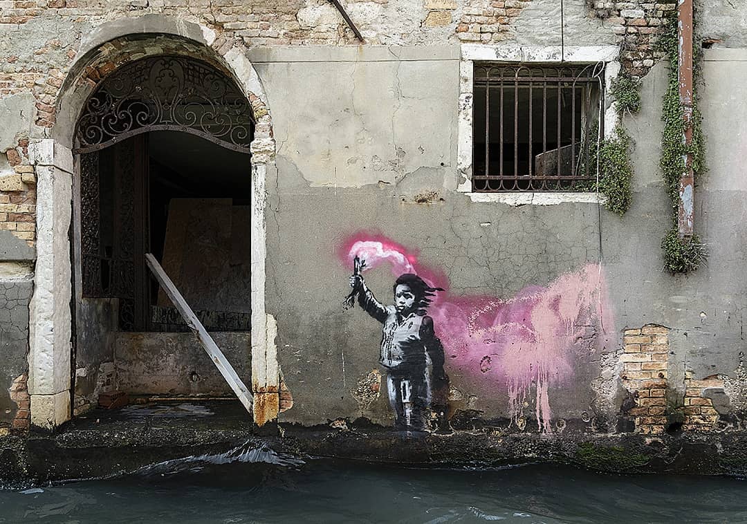 Banksy leaves mural in Venice, Superintendence files complaint, prosecutor asks for dismissal