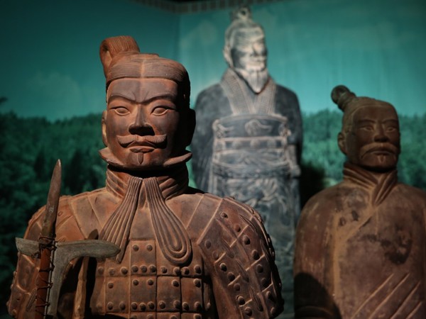 A Milano è in mostra la più completa mostra di sempre sull'esercito di terracotta cinese
