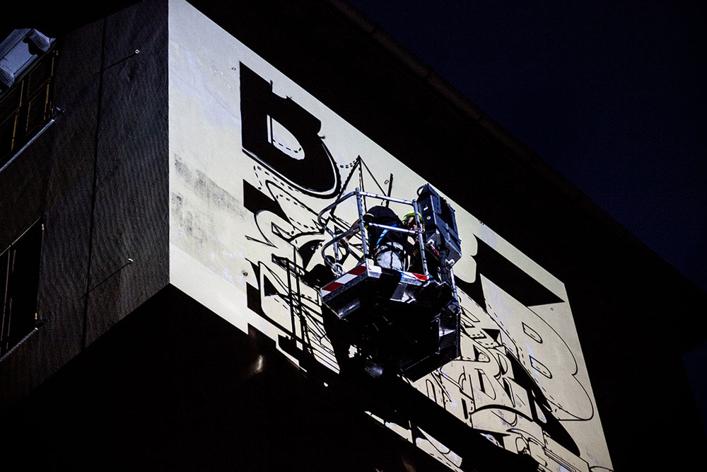 On The Wall, il progetto di street art per riportare la gioia nel quartiere colpito dal Ponte Morandi