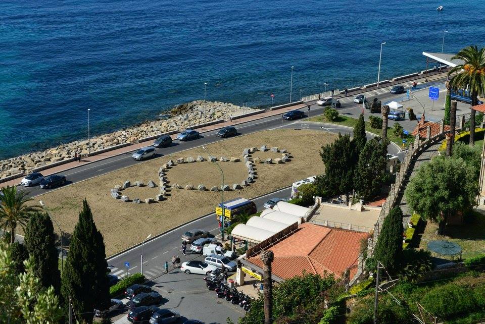 A Ventimiglia un'opera di Pistoletto potrebbe essere rimossa per lasciare posto a un parcheggio
