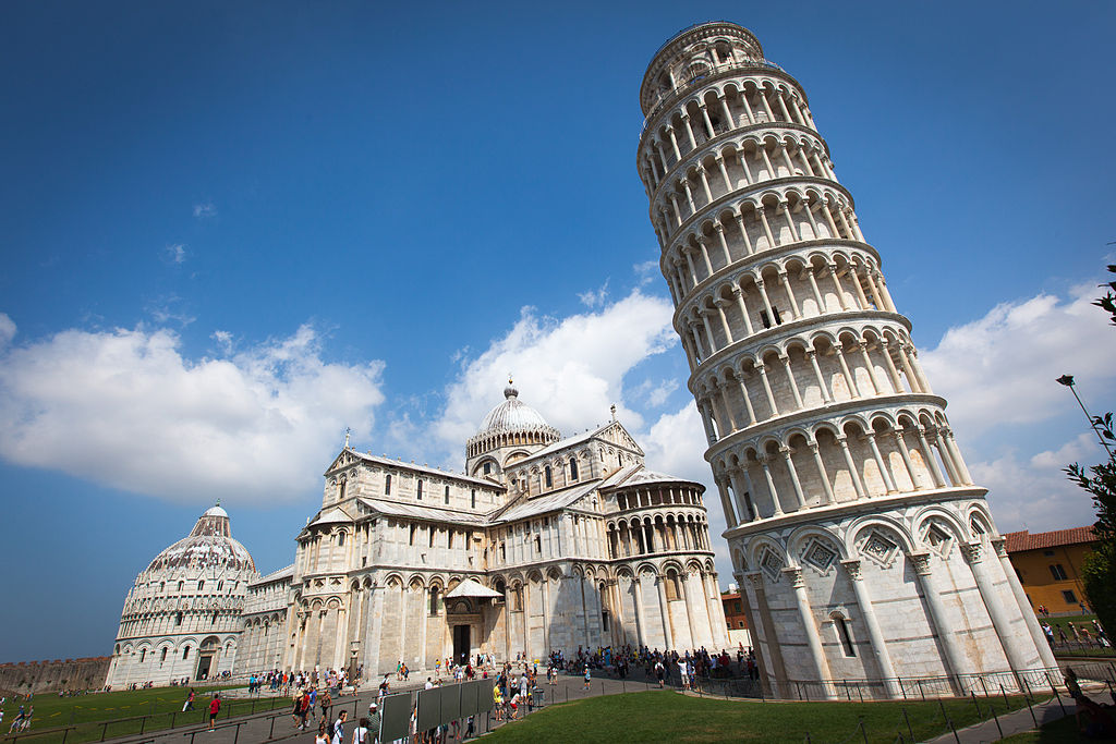 Adesso sappiamo per certo chi fu l'architetto che ideò la Torre di Pisa (e Vasari aveva ragione)
