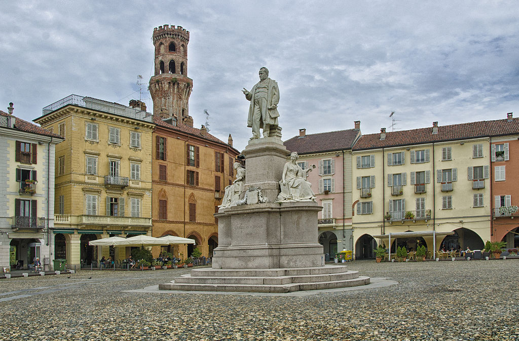 Vercelli, termina il restauro della Torre dell'Angelo, simbolo della città