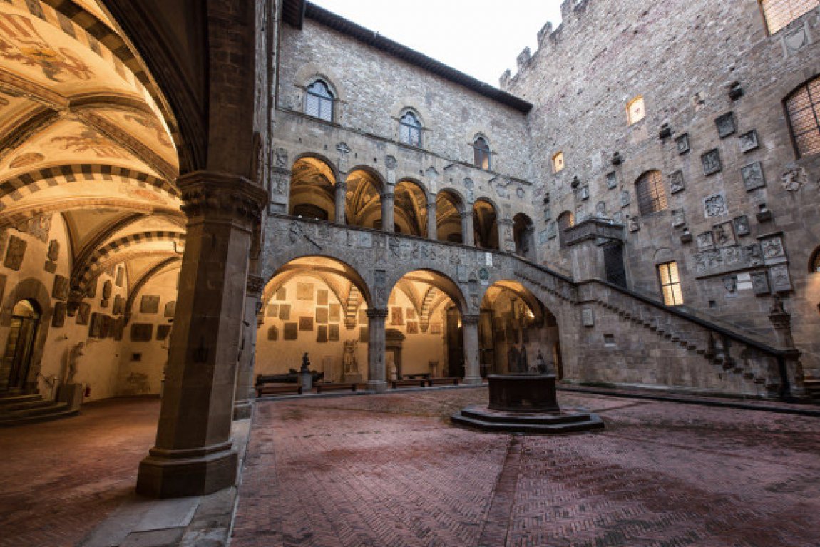 A journey into the sculpture of the Middle Ages and Renaissance: the Bargello Museum in Florence