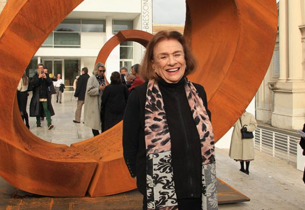 Farewell to Beverly Pepper, American sculptor passes away at 97.