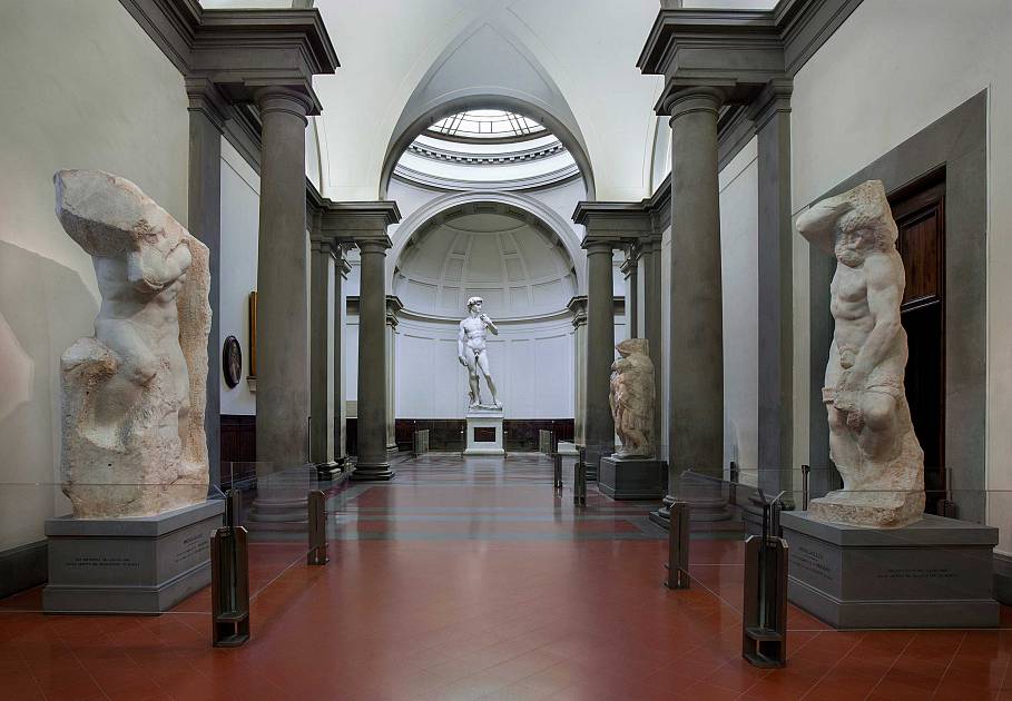 Sciopero contro il green pass, la Galleria dell'Accademia di Firenze chiude