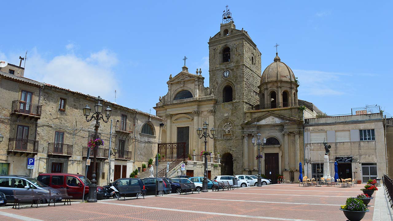 Ten villages to visit in Sicily