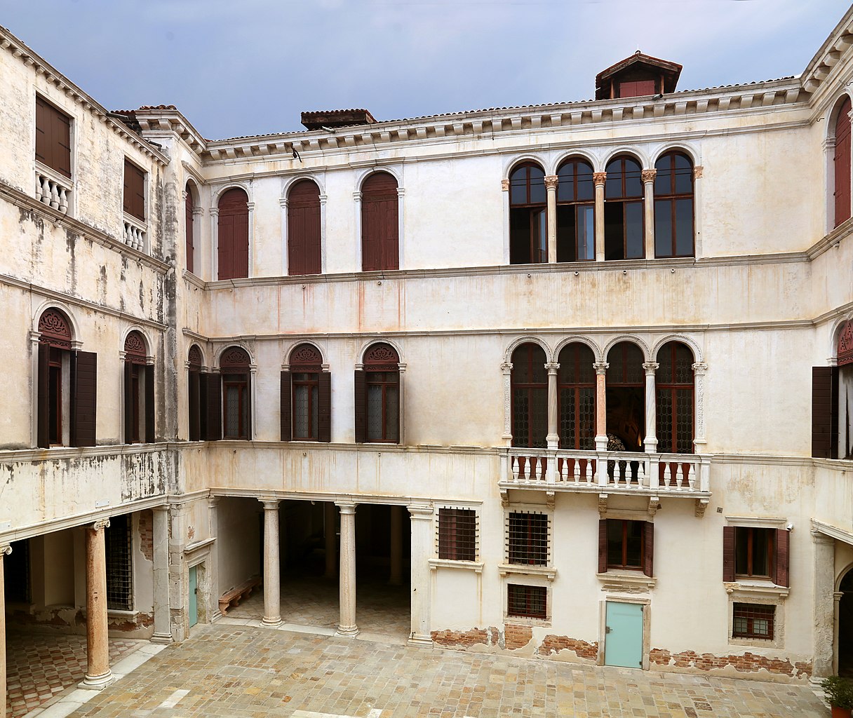 Il cortile di Palazzo Grimani. Foto di Francesco Bini
