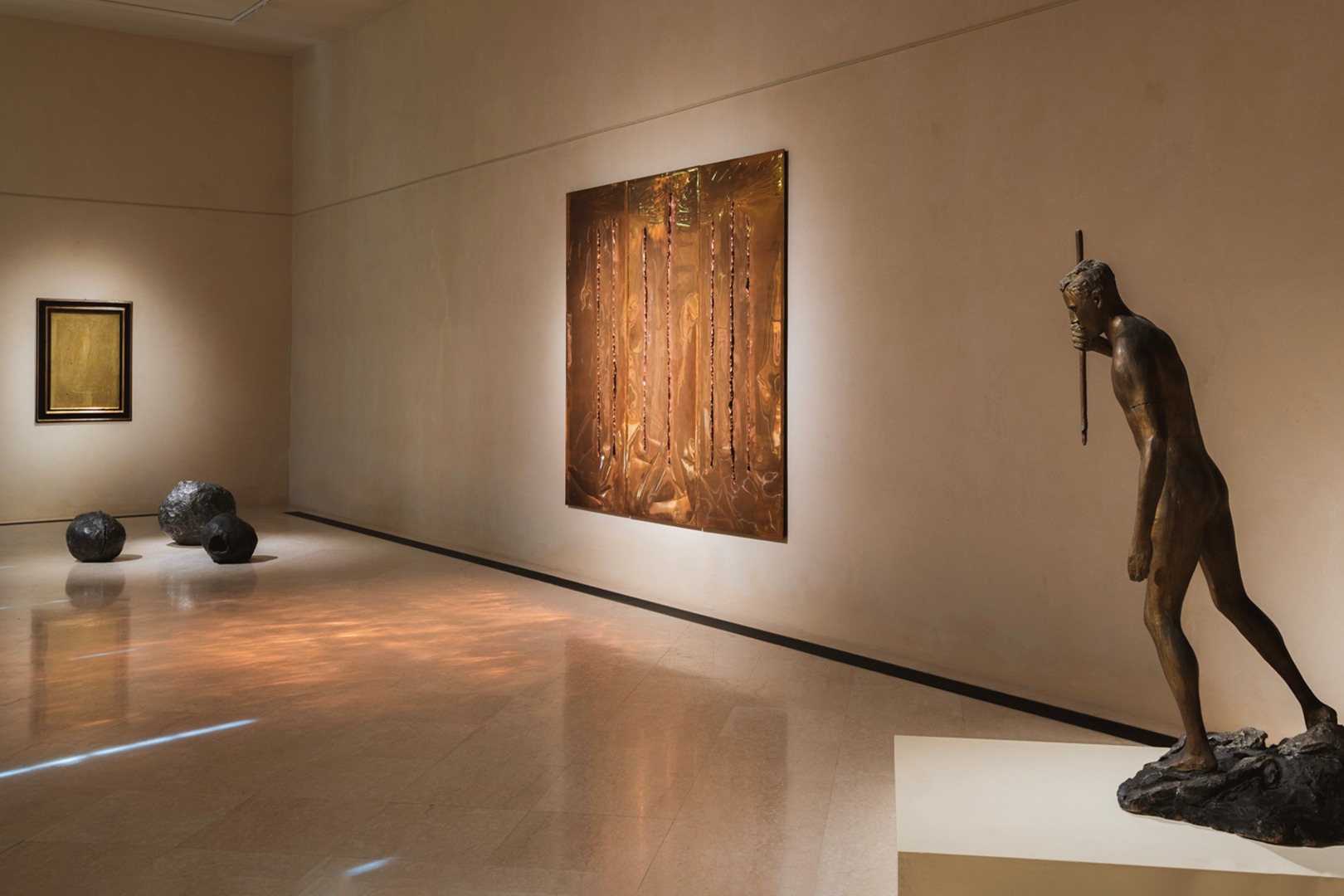 Sala della mostra Lucio Fontana. Autoritratto. Opere 1931-1967
