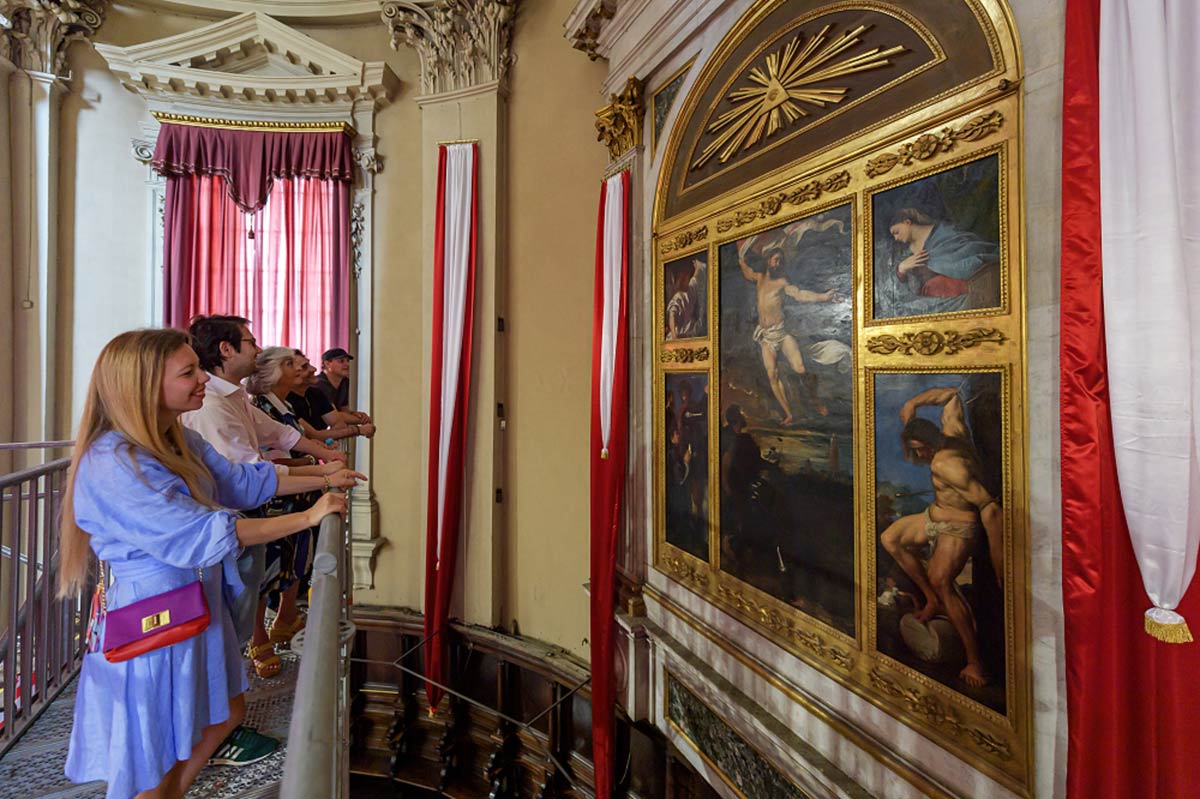 A Brescia si può vedere il Polittico Averoldi di Tiziano da vicino con un'apposita rampa