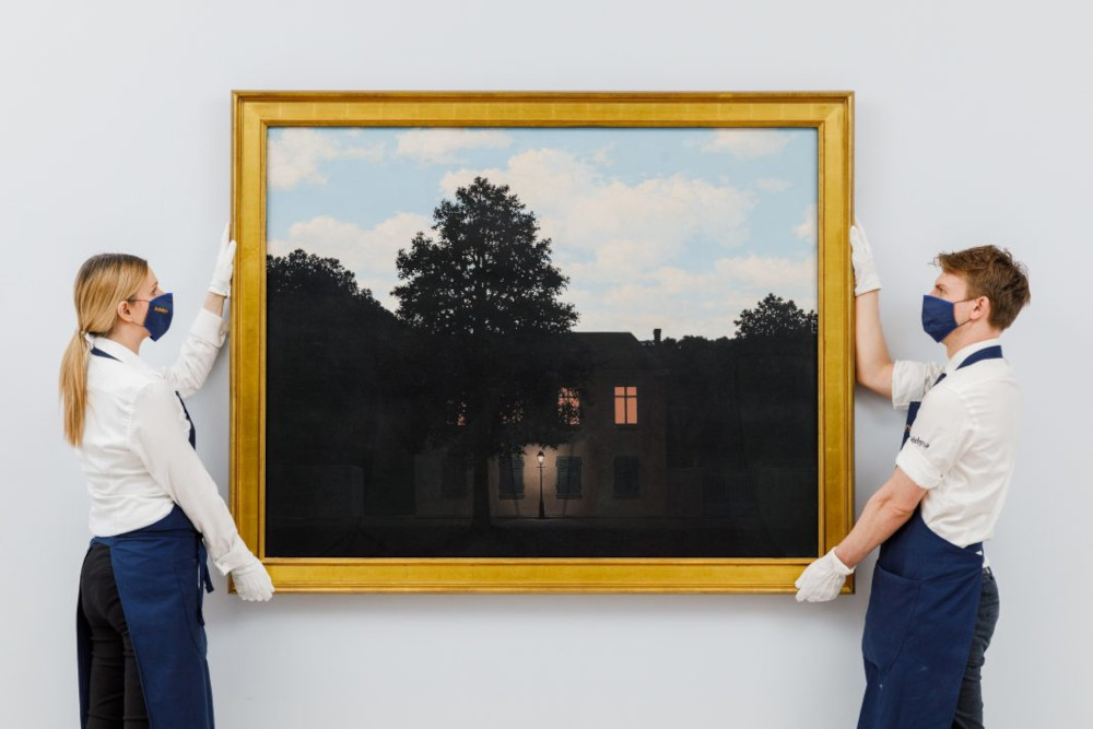 All'asta da Sotheby's la più grande versione dell'Impero delle luci di Magritte. Stima oltre 60 milioni di dollari