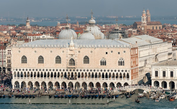 Fondazione Musei Civici Venezia invia speciali materiali per salvare le opere d'arte di Leopoli 