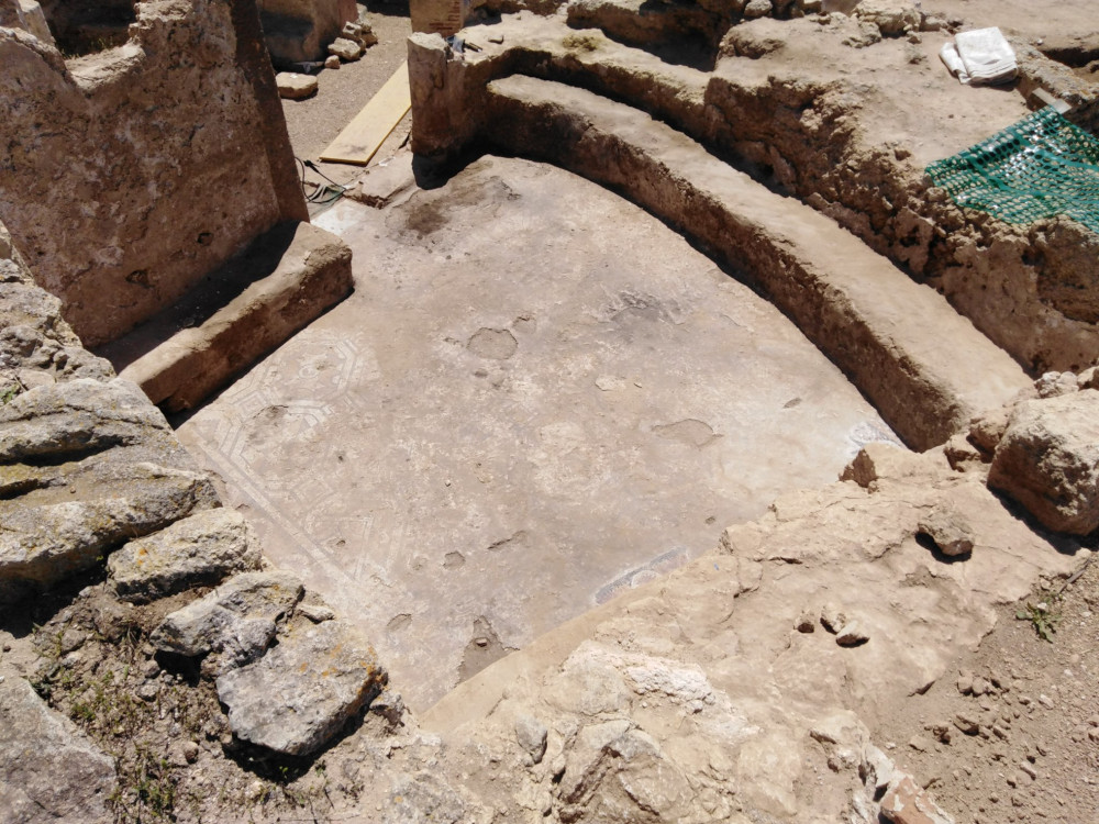 Porto Torres: scoperto un antico spogliatoio termale mosaicato nella Domus dei mosaici marini 