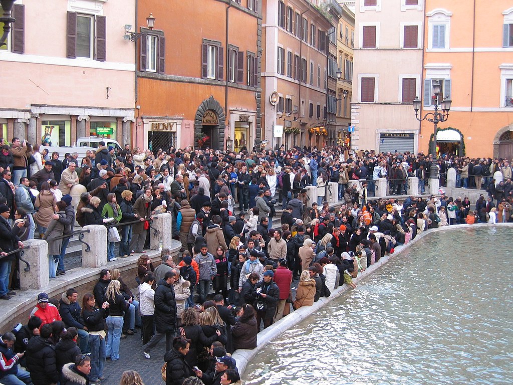 Roma, turistas na Fontana di Trevi