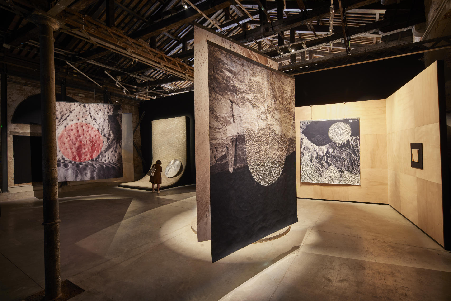 Il debutto dell'Oman alla Biennale di Venezia. In mostra opere di tre generazioni di artisti