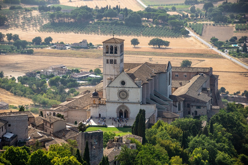 Capitale Italiana della Cultura 2025, tra le finaliste anche Assisi. Le 10 città selezionate 
